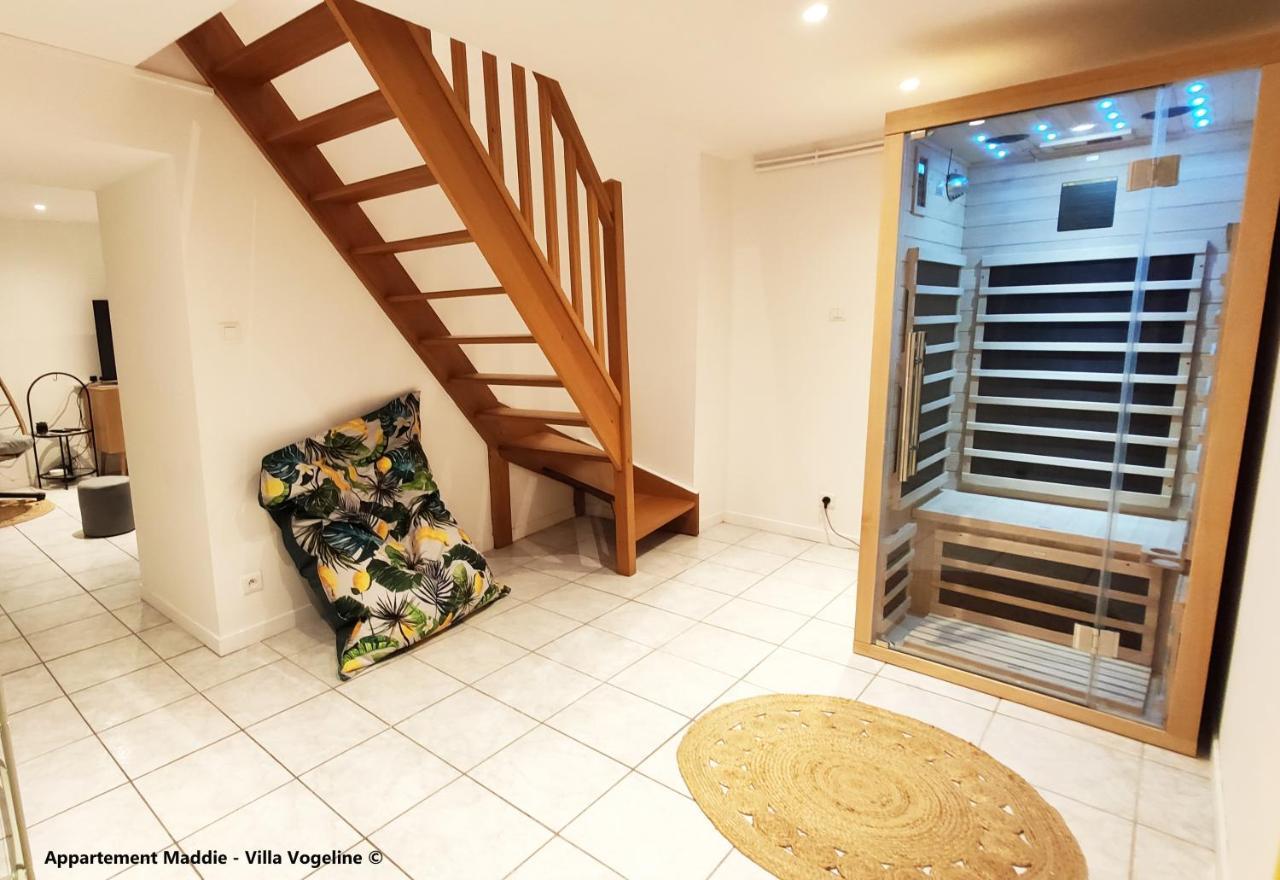 Spacieux duplex - billard - 200m des thermes Bains-les-Bains Extérieur photo
